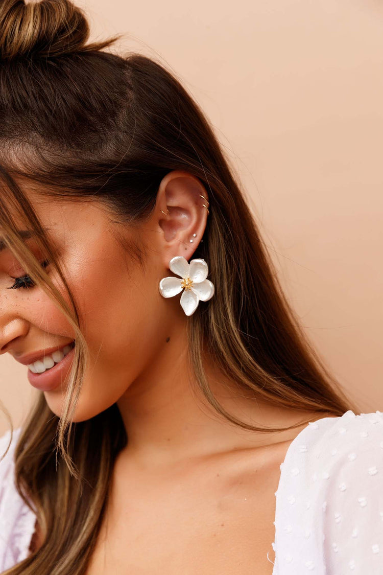 Daffodils Dream Earrings ACCESSORIES Sage and Paije