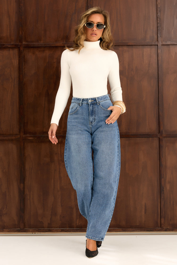 Riviera Curve Jeans - Washed Blue