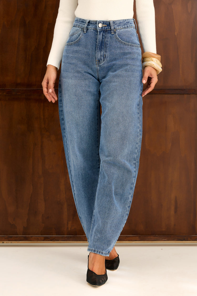 Riviera Curve Jeans - Washed Blue
