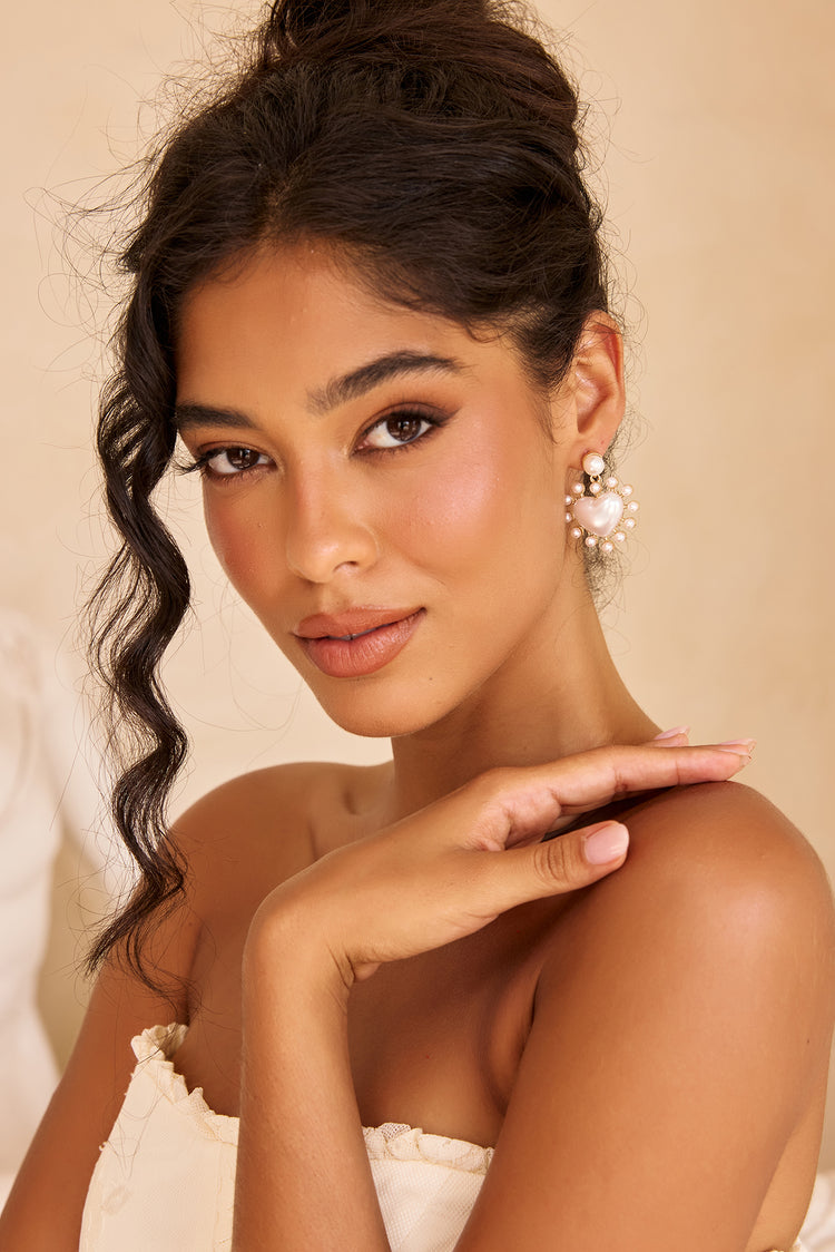 Evangeline Glow Earrings - White