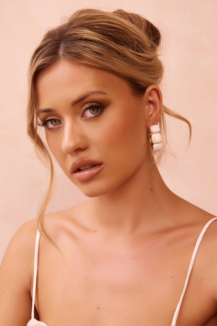 Ivory Petal Hoop Earrings - Beige for women