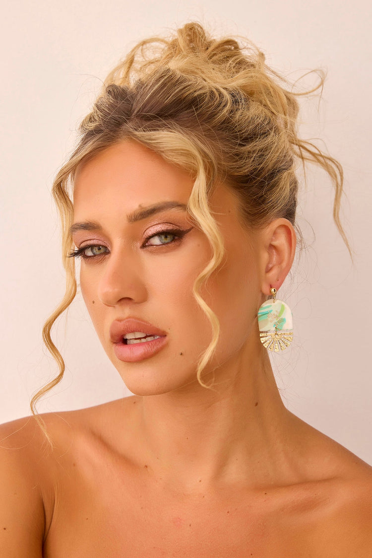 One To Beat Earrings - Green for women