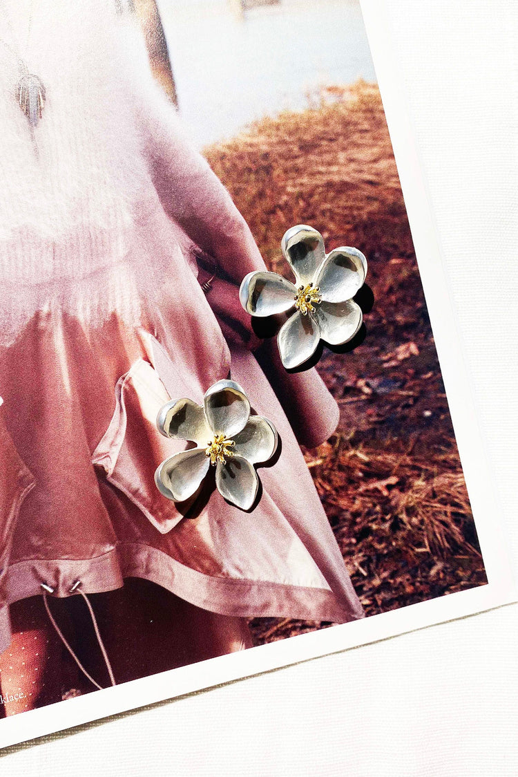 Daffodils Dream Earrings ACCESSORIES Sage and Paije
